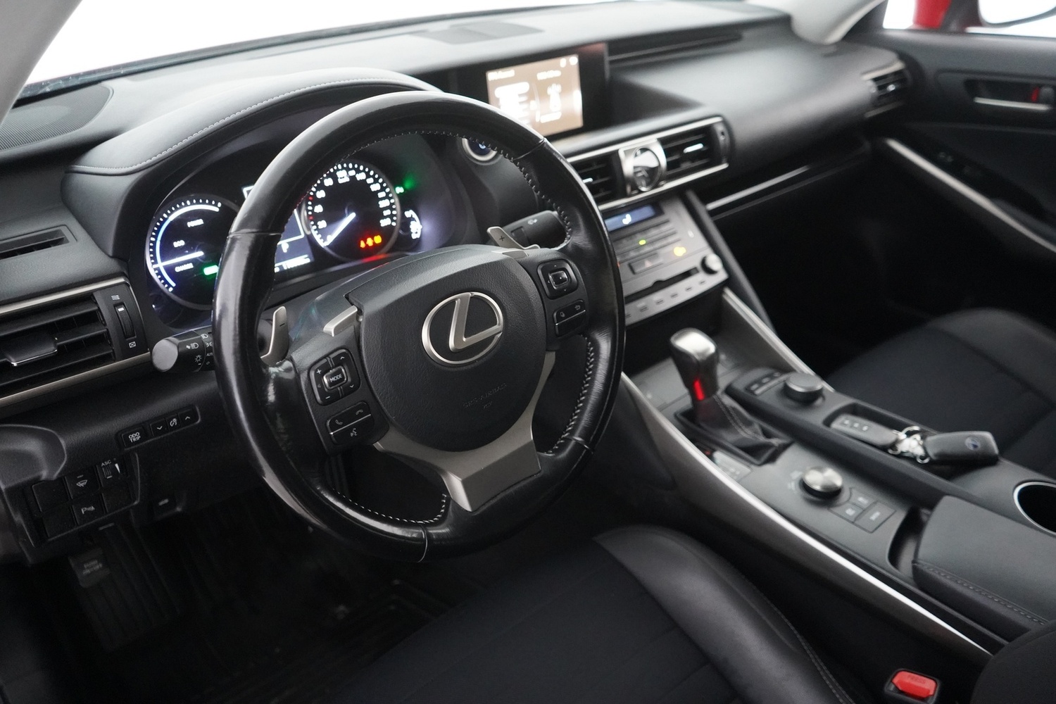 Lexus IS vaihtoauto