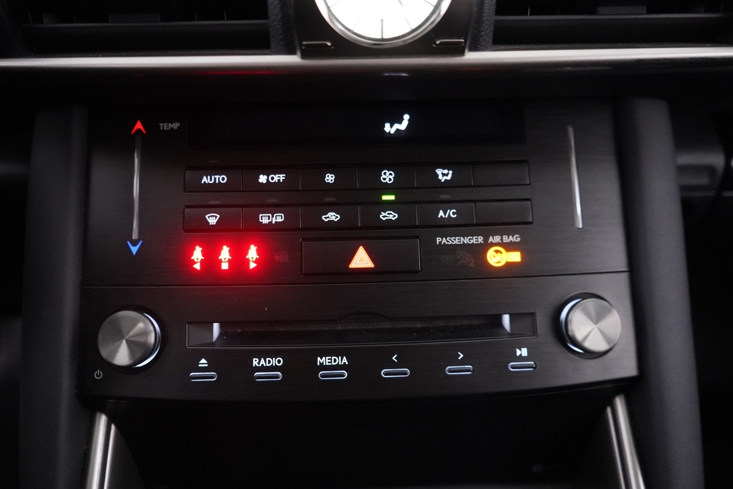Lexus IS vaihtoauto