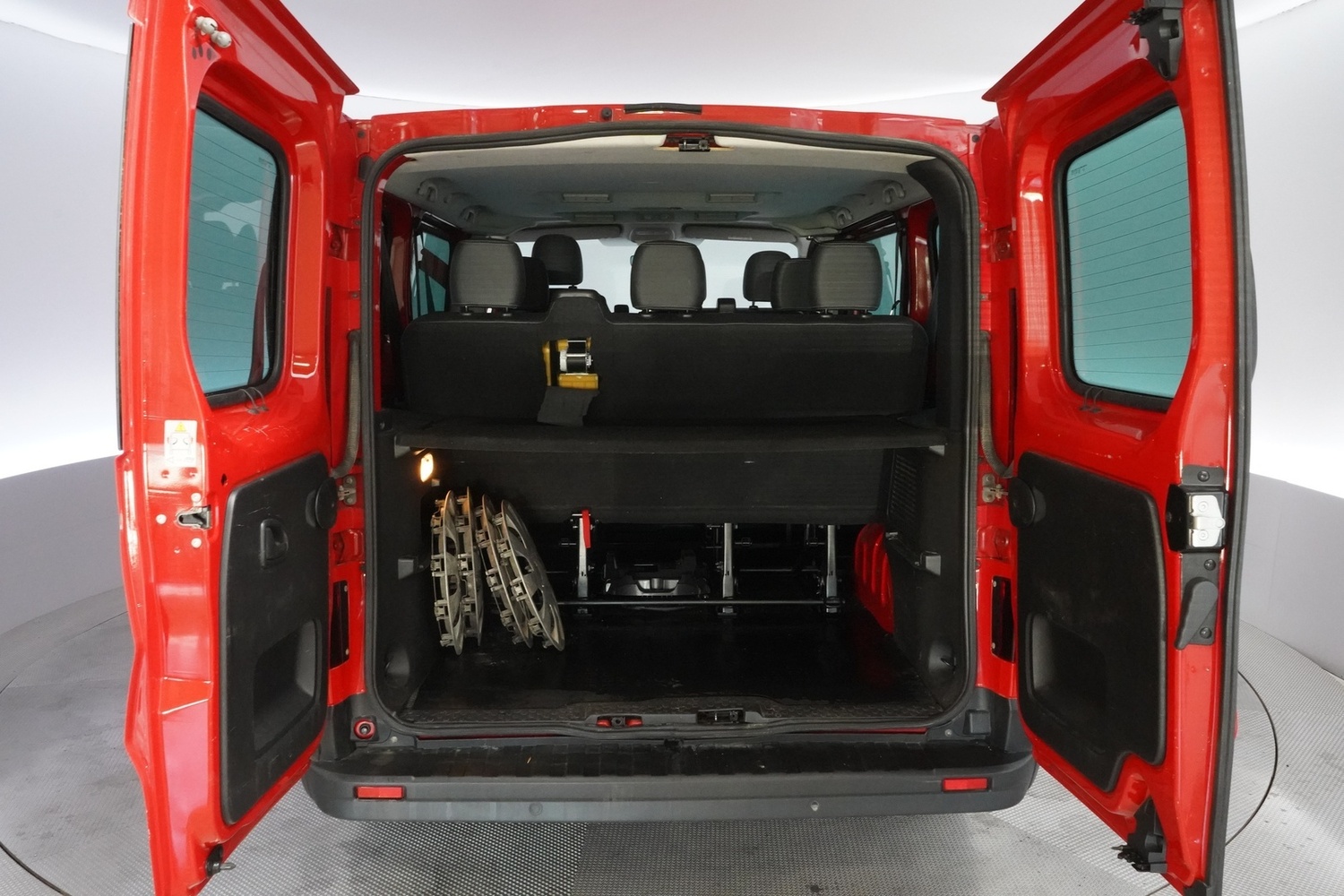 Nissan NV300 vaihtoauto