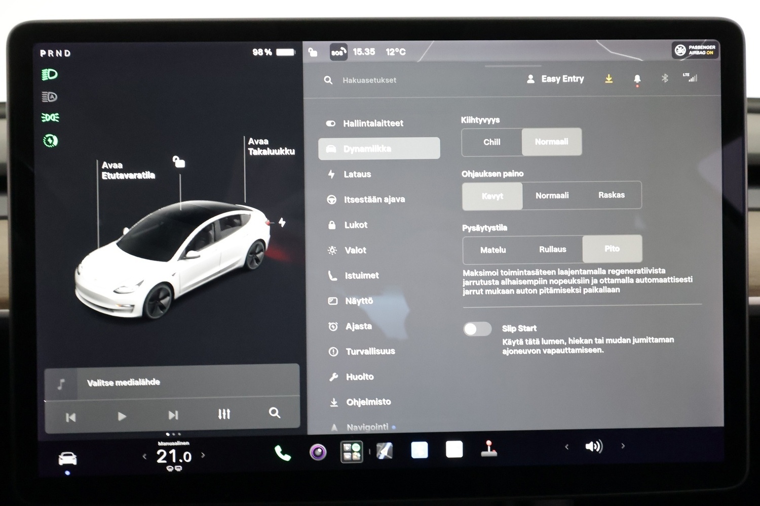 Tesla Model 3 vaihtoauto