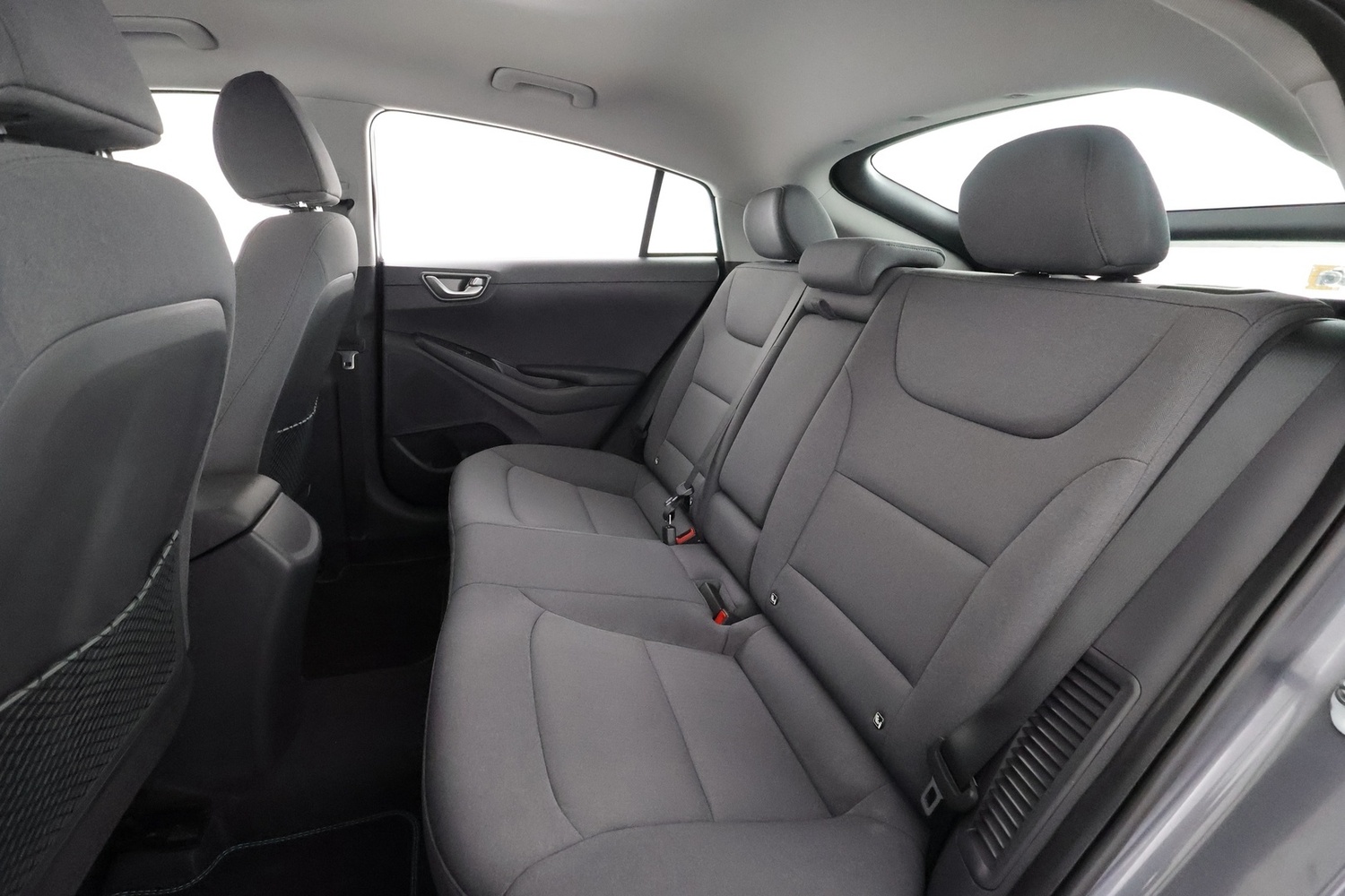 Hyundai IONIQ plug-in vaihtoauto