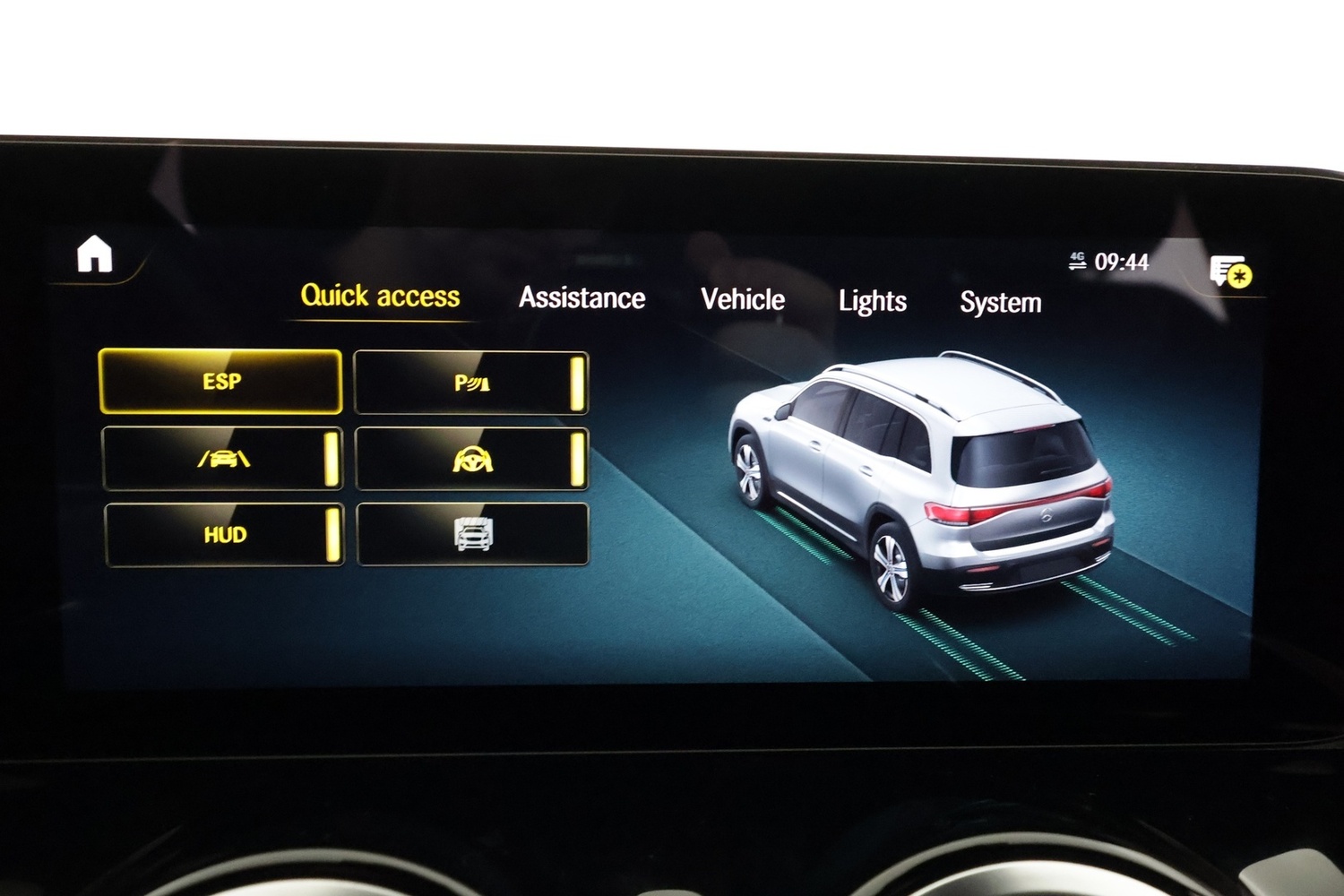 Mercedes-Benz EQB vaihtoauto