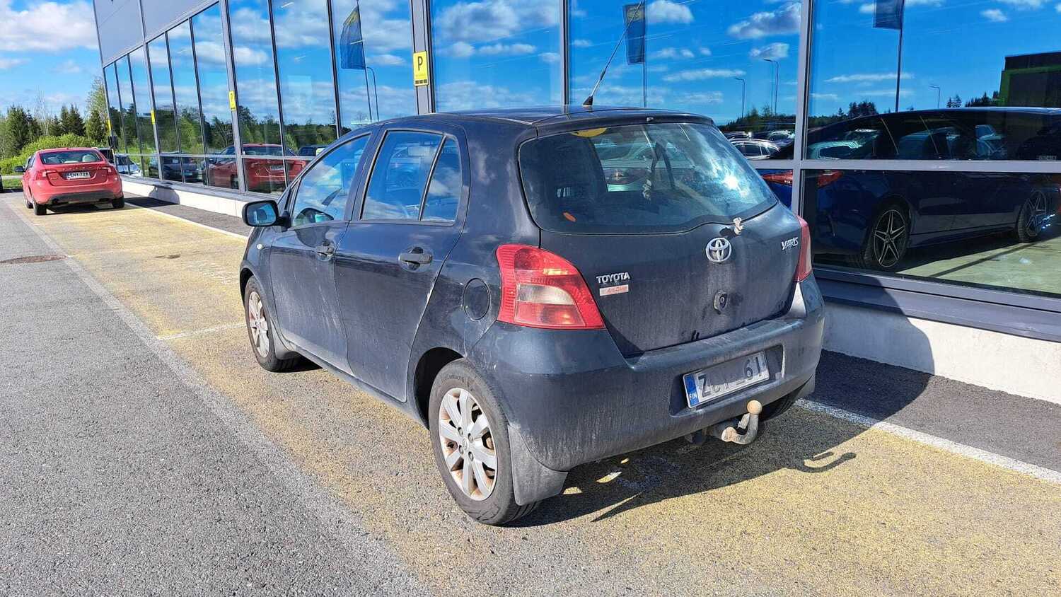 Toyota Yaris vaihtoauto