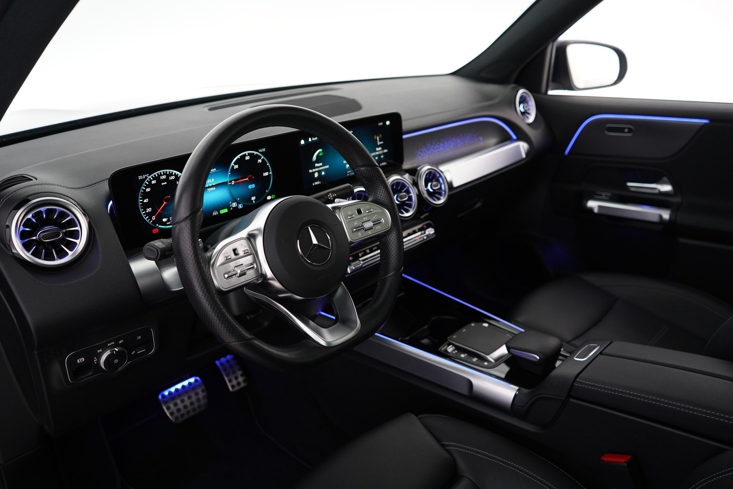 Mercedes-Benz EQB vaihtoauto