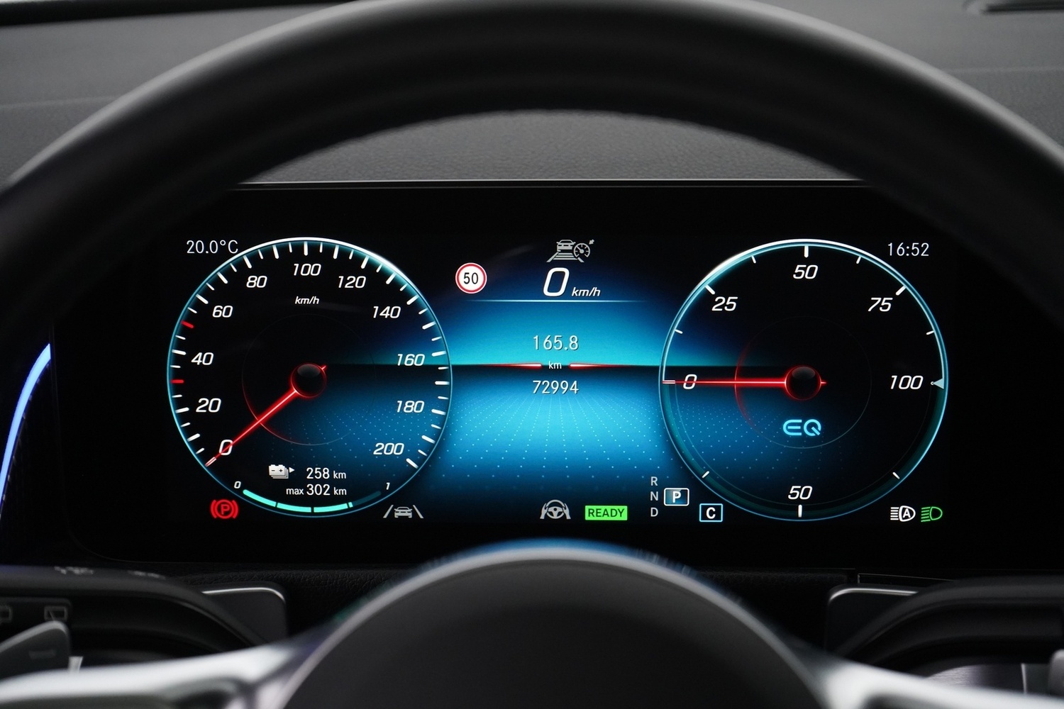Mercedes-Benz EQB vaihtoauto