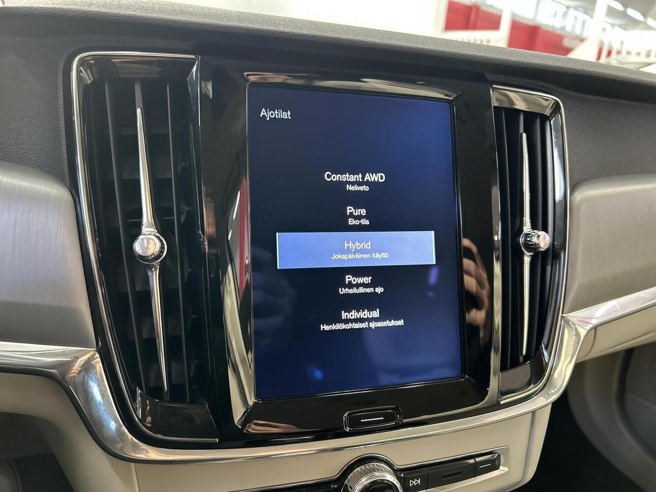 Volvo V90 vaihtoauto