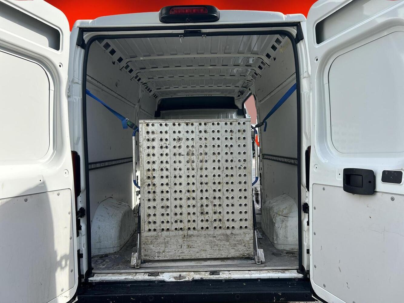 Peugeot Boxer vaihtoauto
