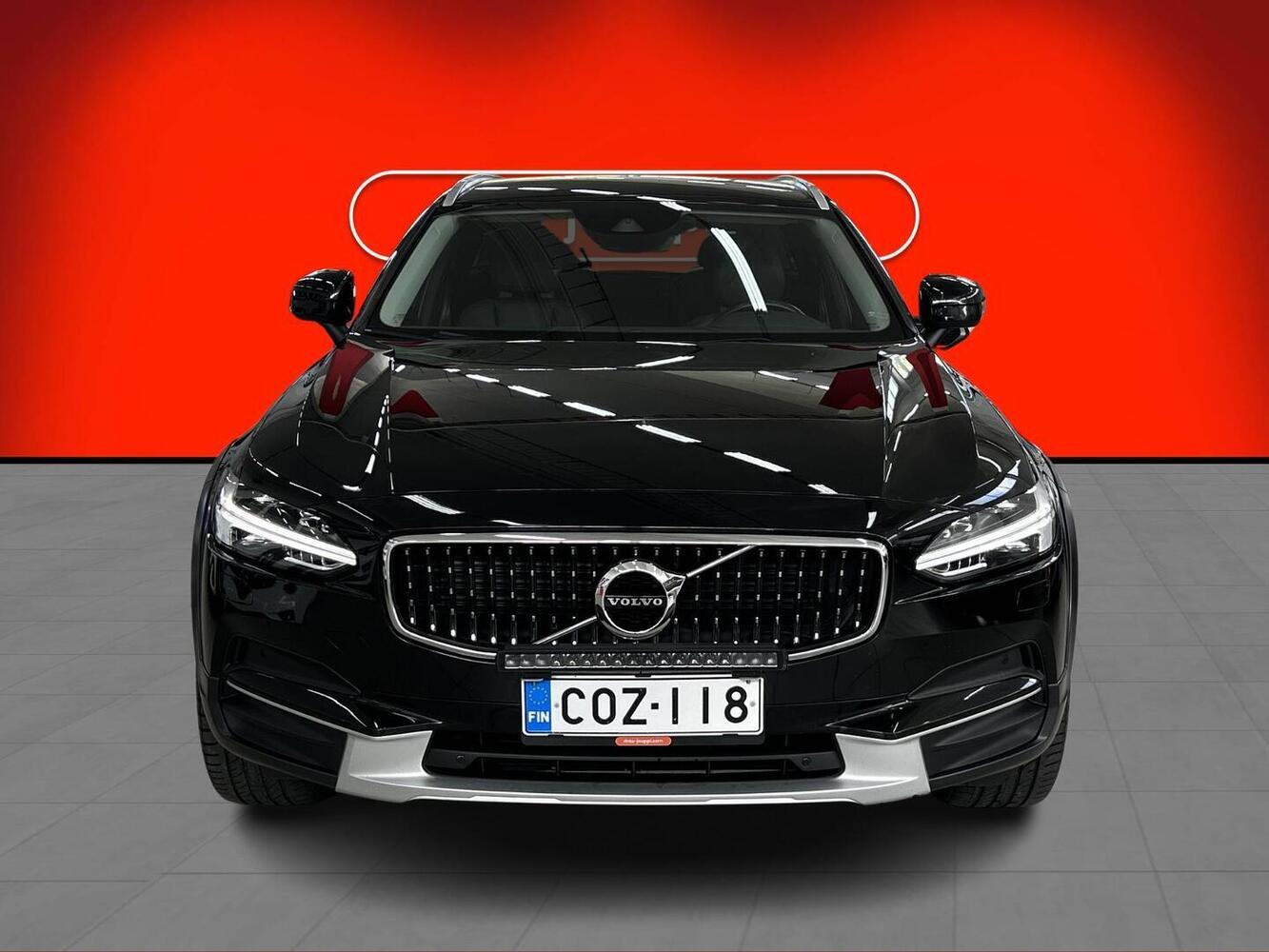 Volvo V90 Cross Country vaihtoauto