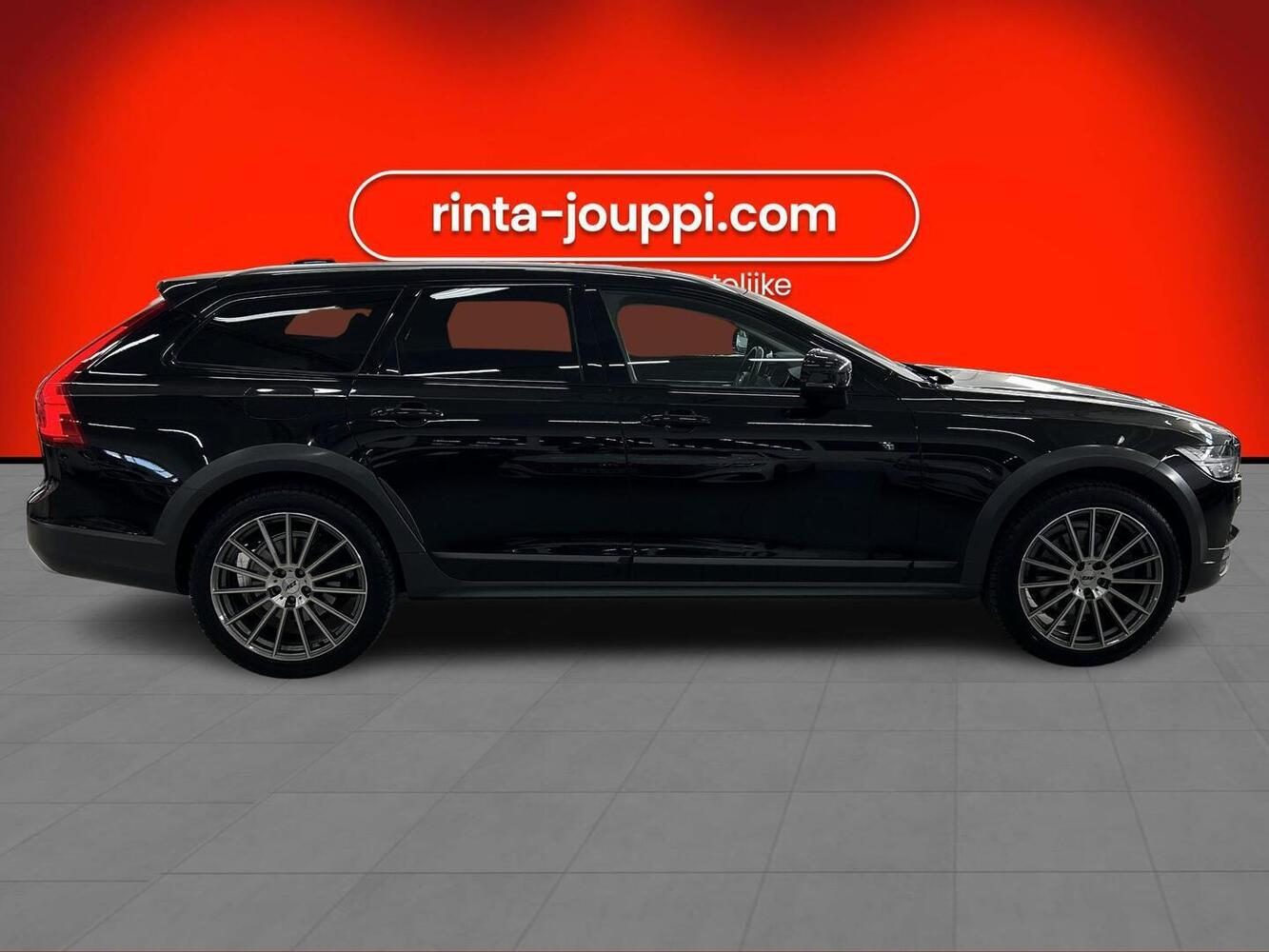 Volvo V90 Cross Country vaihtoauto
