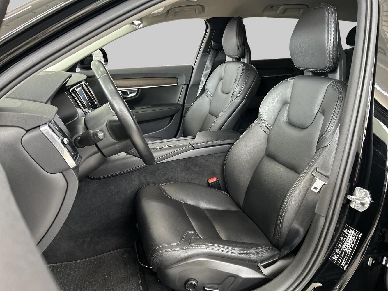 Volvo V90 Cross Country vaihtoauto