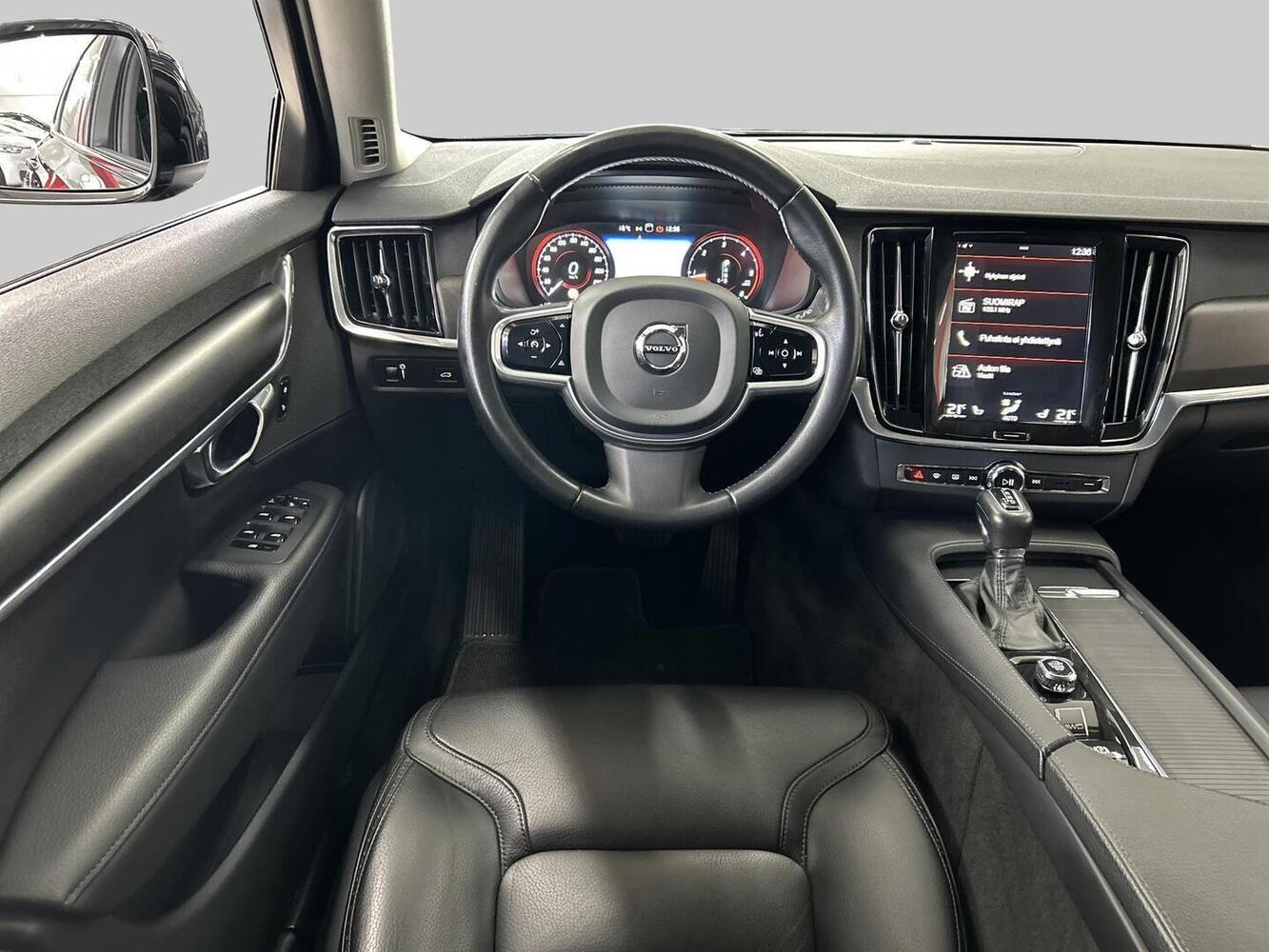 Volvo V90 Cross Country vaihtoauto
