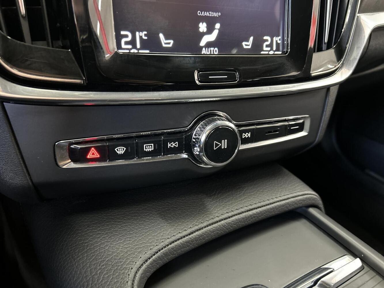 Volvo V90 Cross Country vaihtoauto