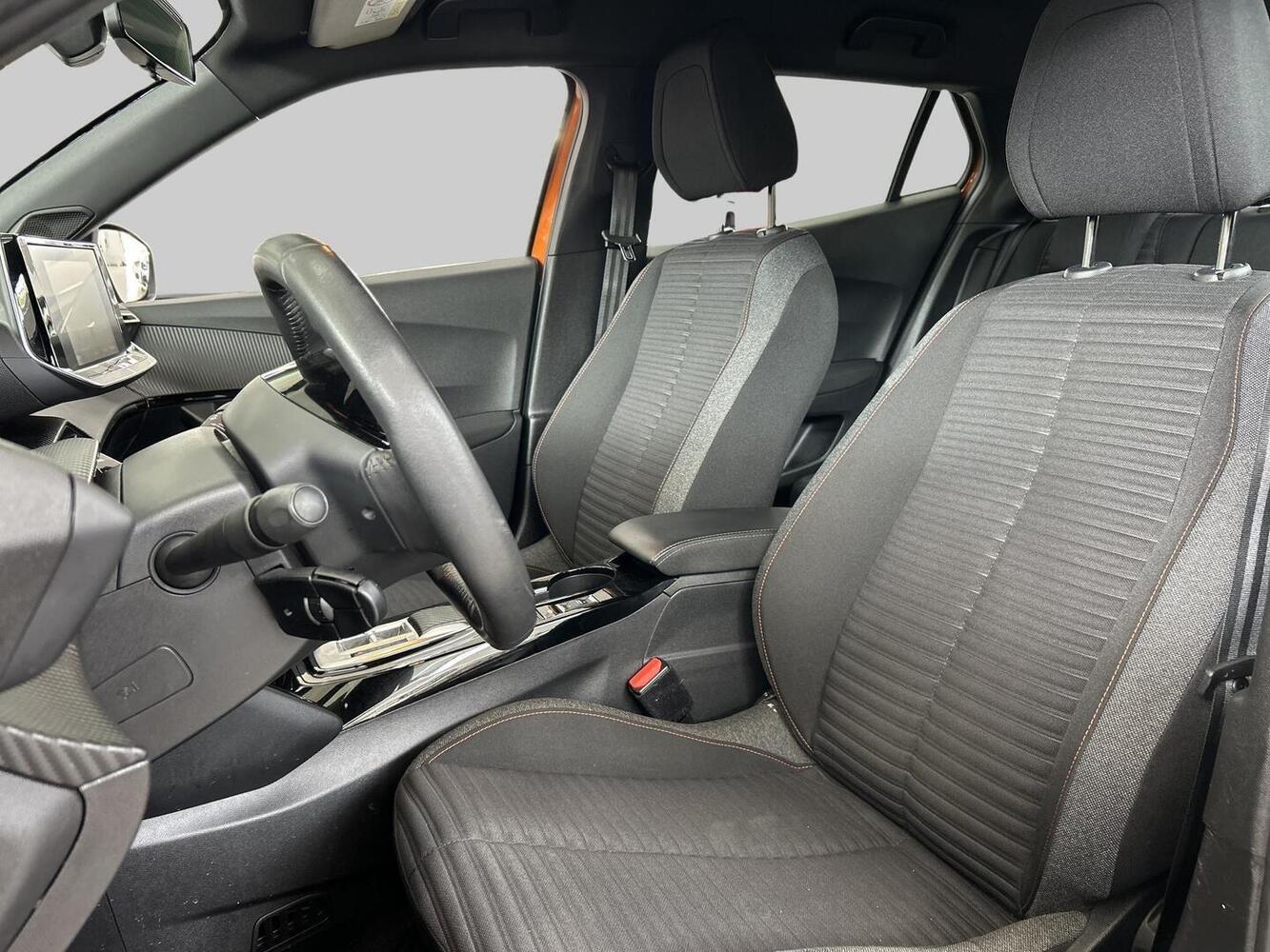 Peugeot e-2008 vaihtoauto