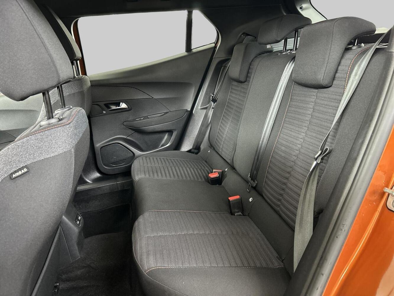 Peugeot e-2008 vaihtoauto