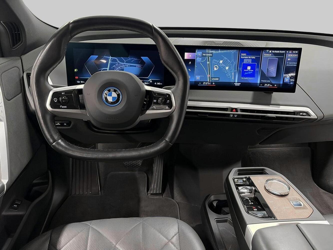 BMW iX vaihtoauto