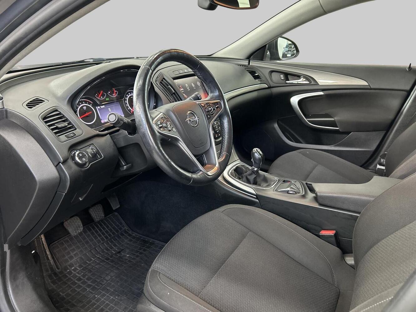 Opel Insignia vaihtoauto