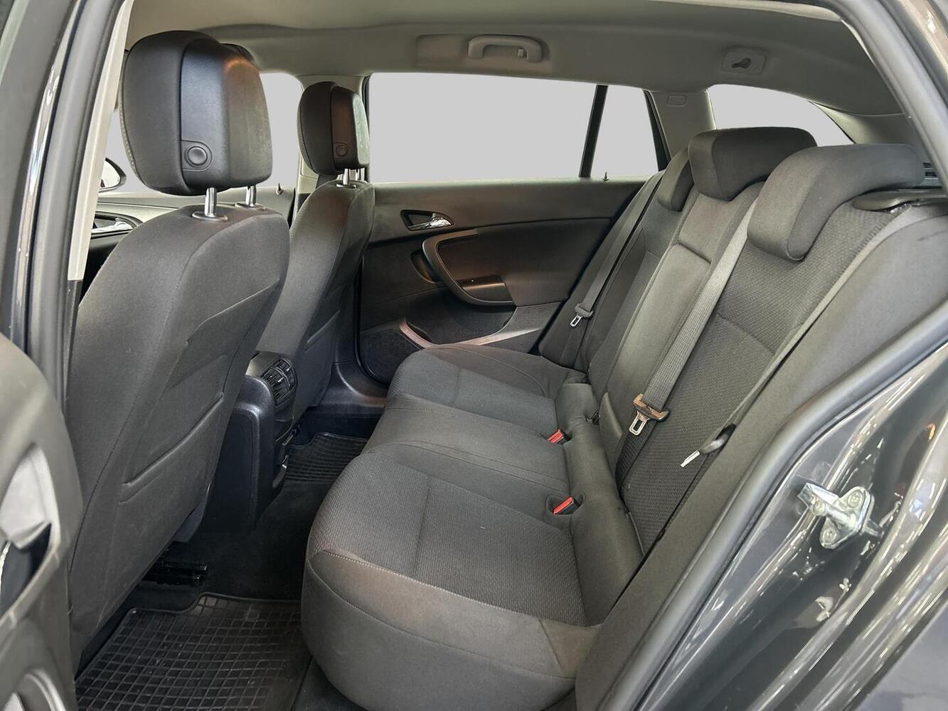Opel Insignia vaihtoauto
