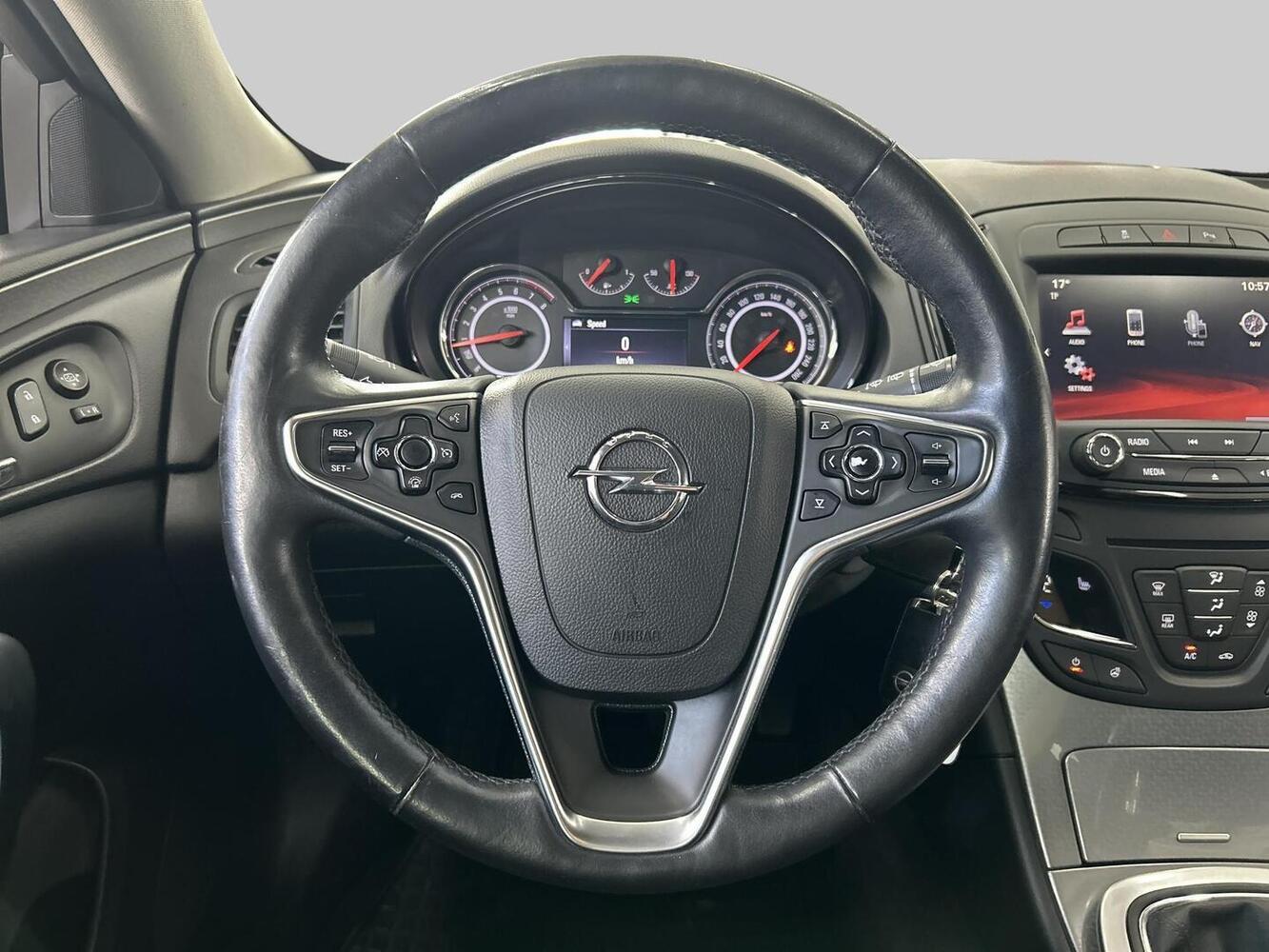 Opel Insignia vaihtoauto