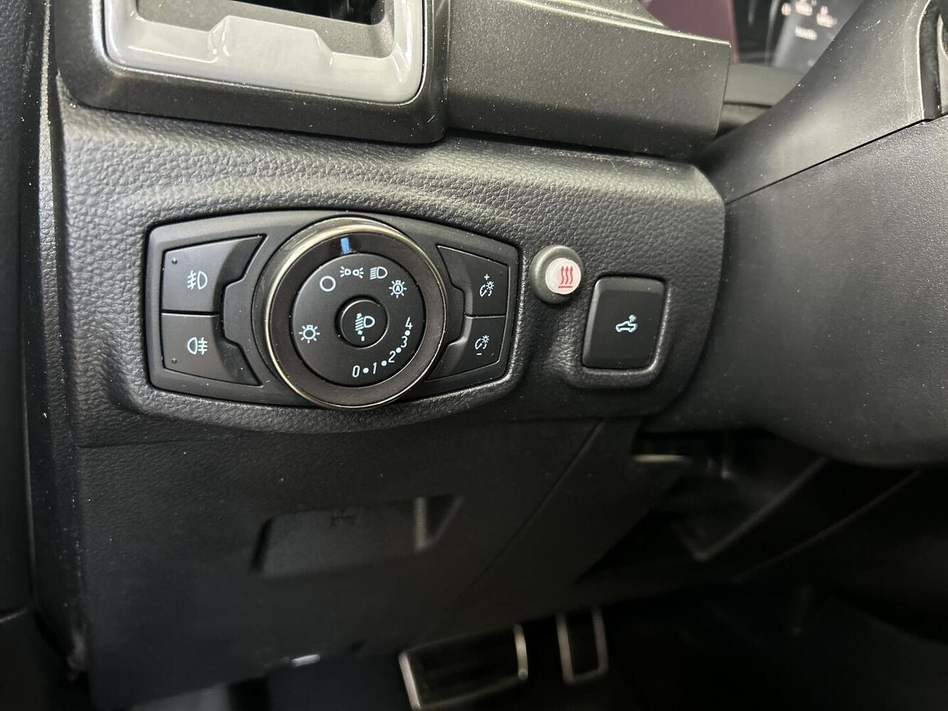 Ford Ranger vaihtoauto