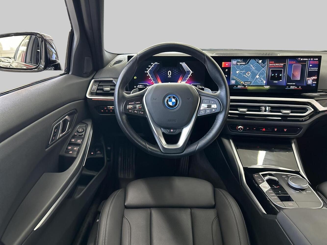 BMW 330 vaihtoauto