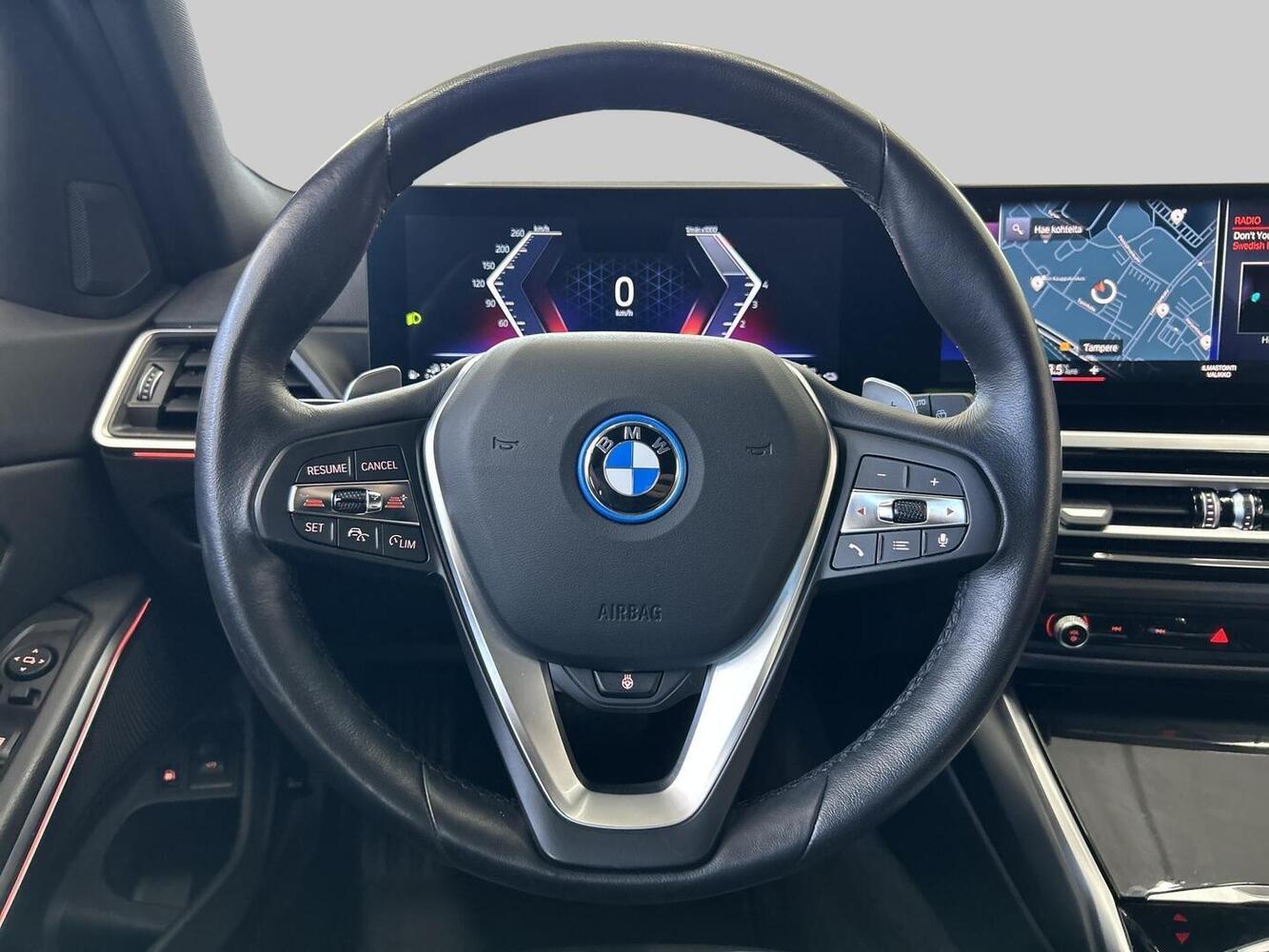 BMW 330 vaihtoauto