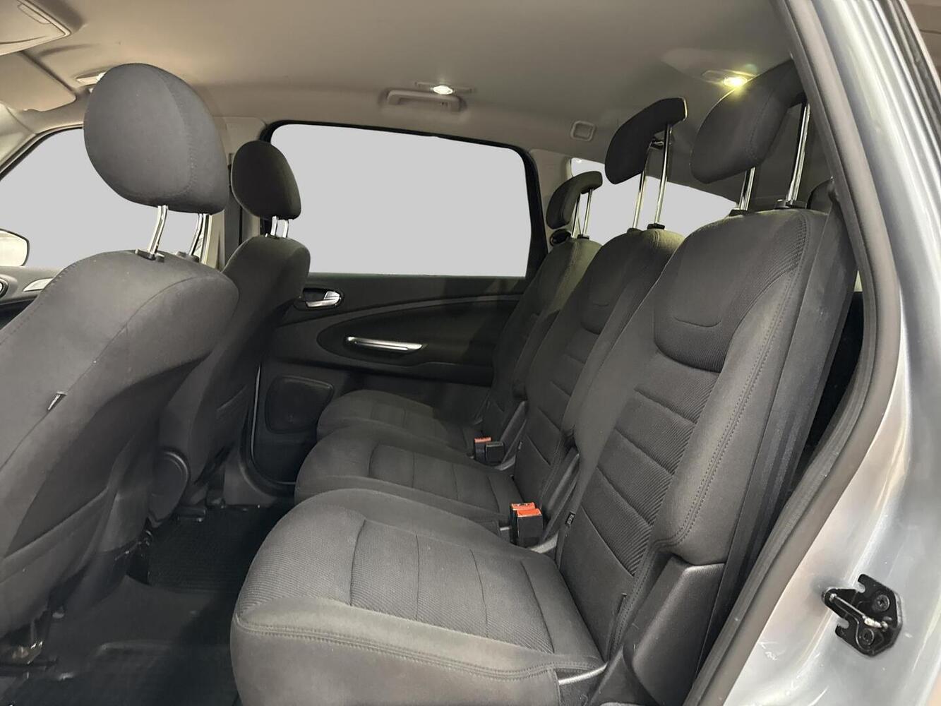 Ford S-MAX vaihtoauto