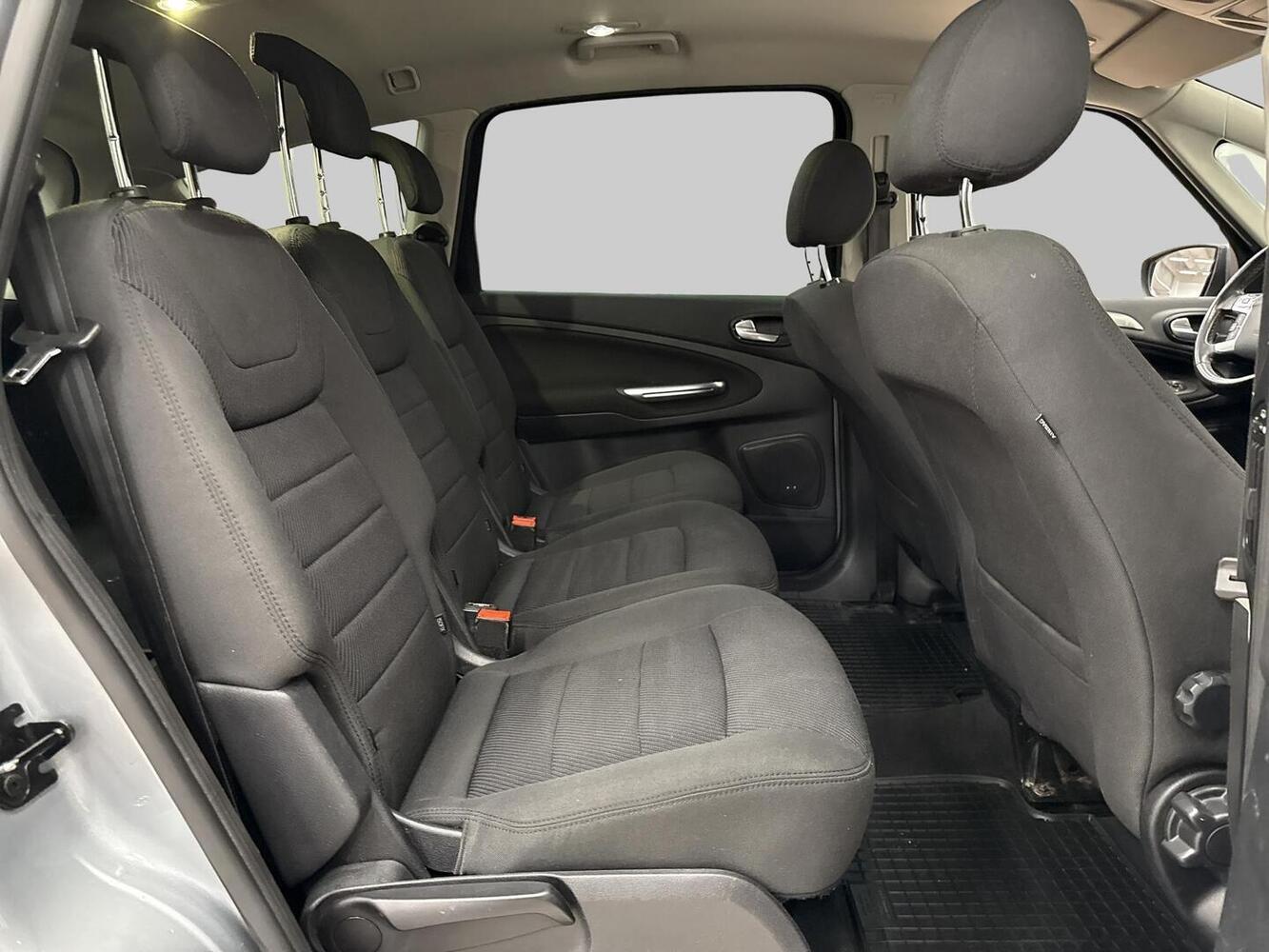 Ford S-MAX vaihtoauto