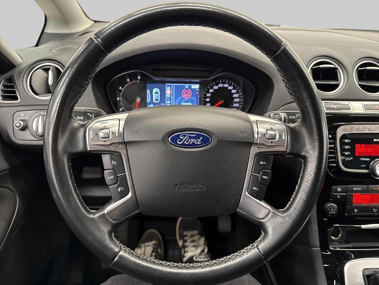 Ford S-MAX vaihtoauto