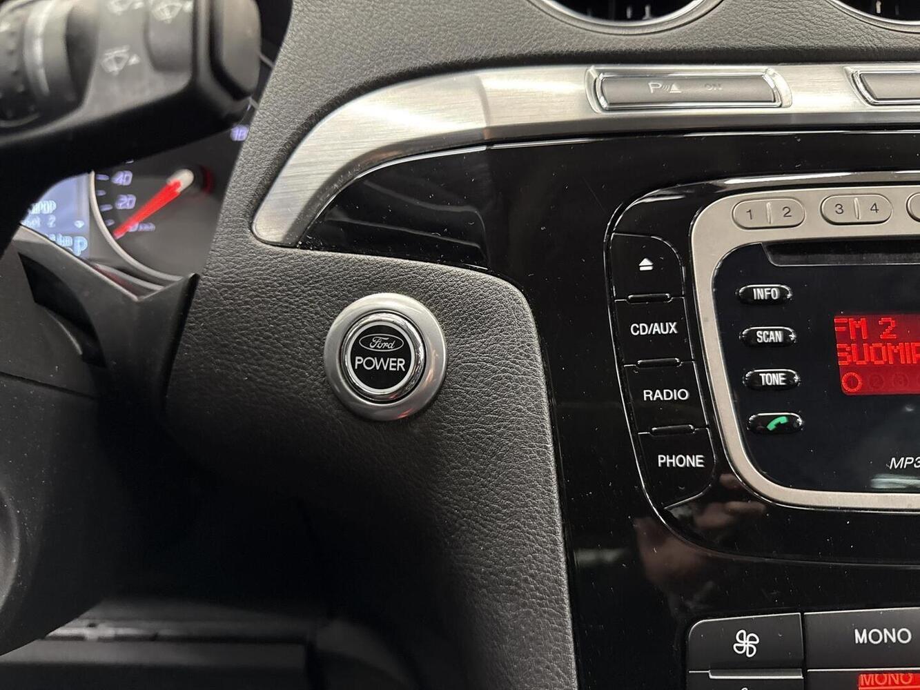 Ford S-MAX vaihtoauto