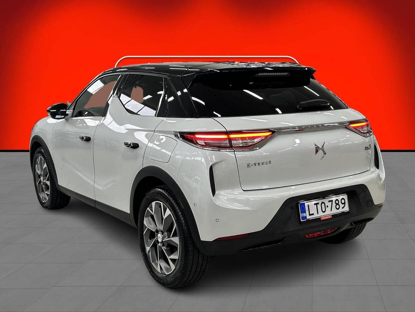 DS 3 Crossback vaihtoauto