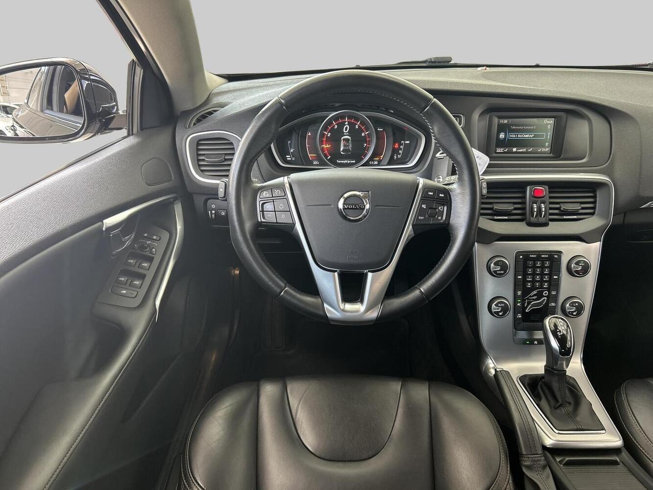 Volvo V40 Cross Country vaihtoauto
