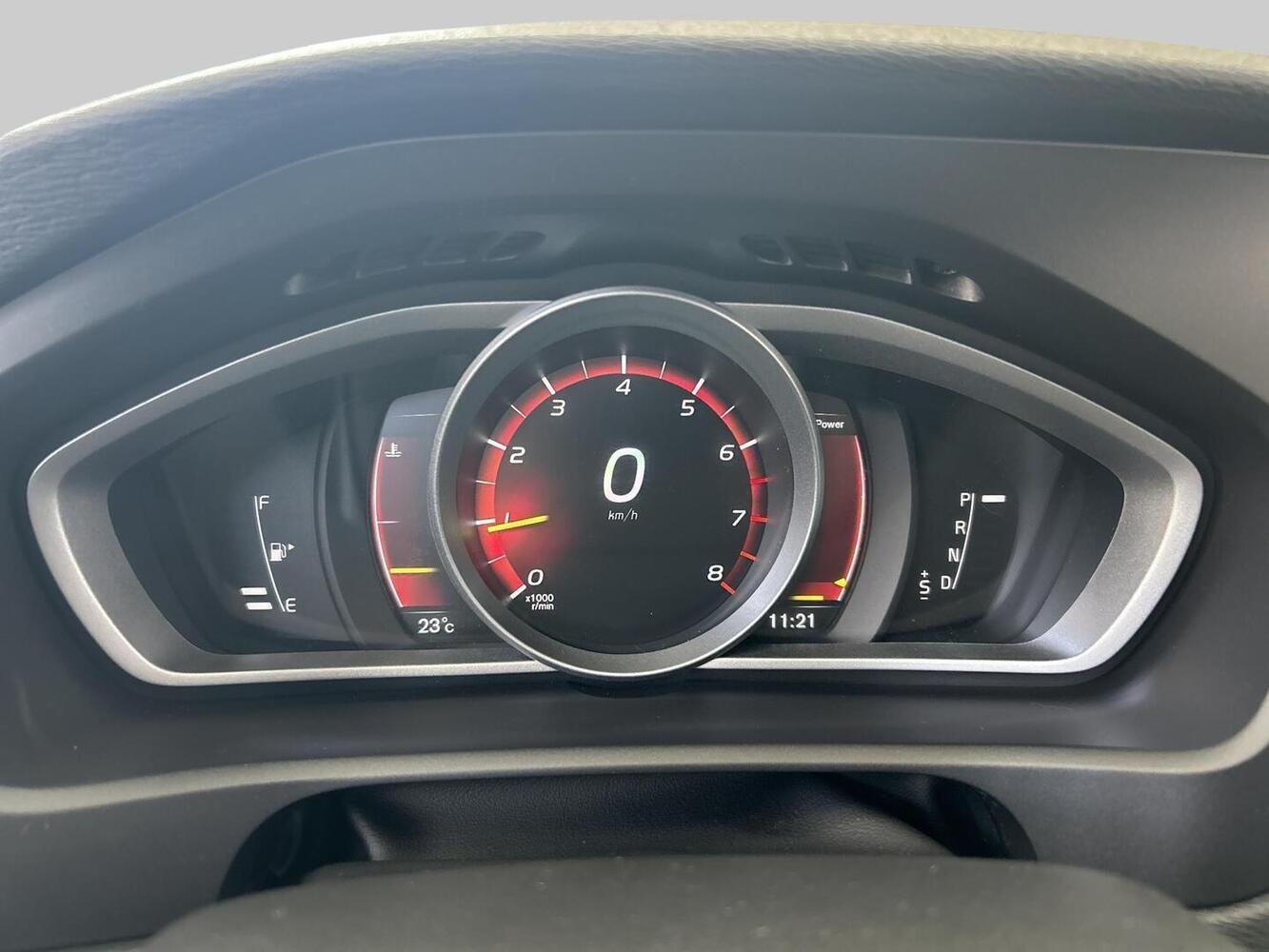Volvo V40 Cross Country vaihtoauto