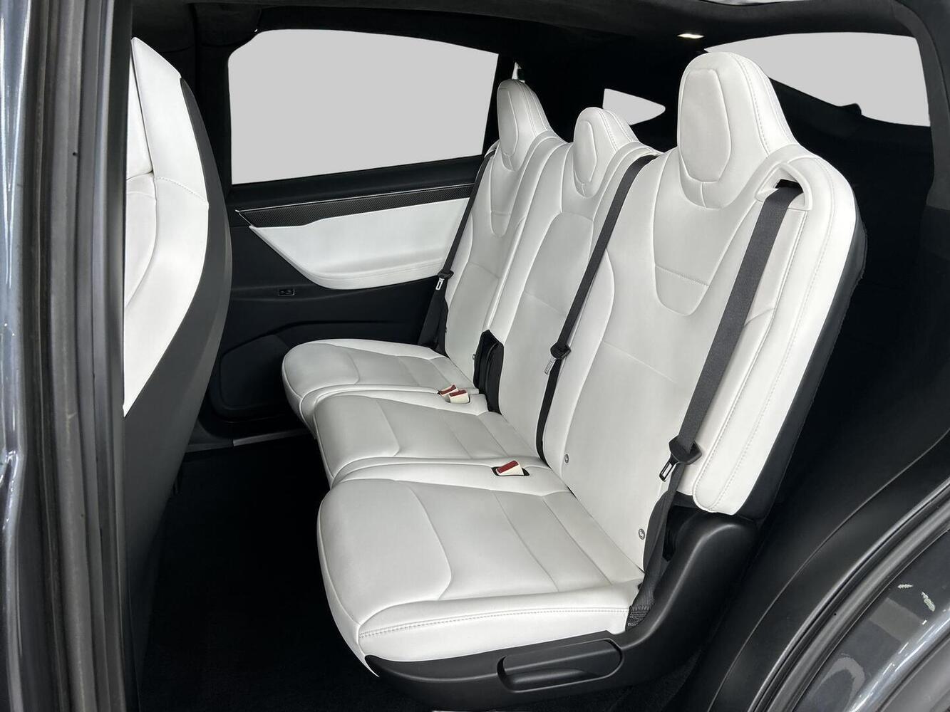 Tesla Model X vaihtoauto