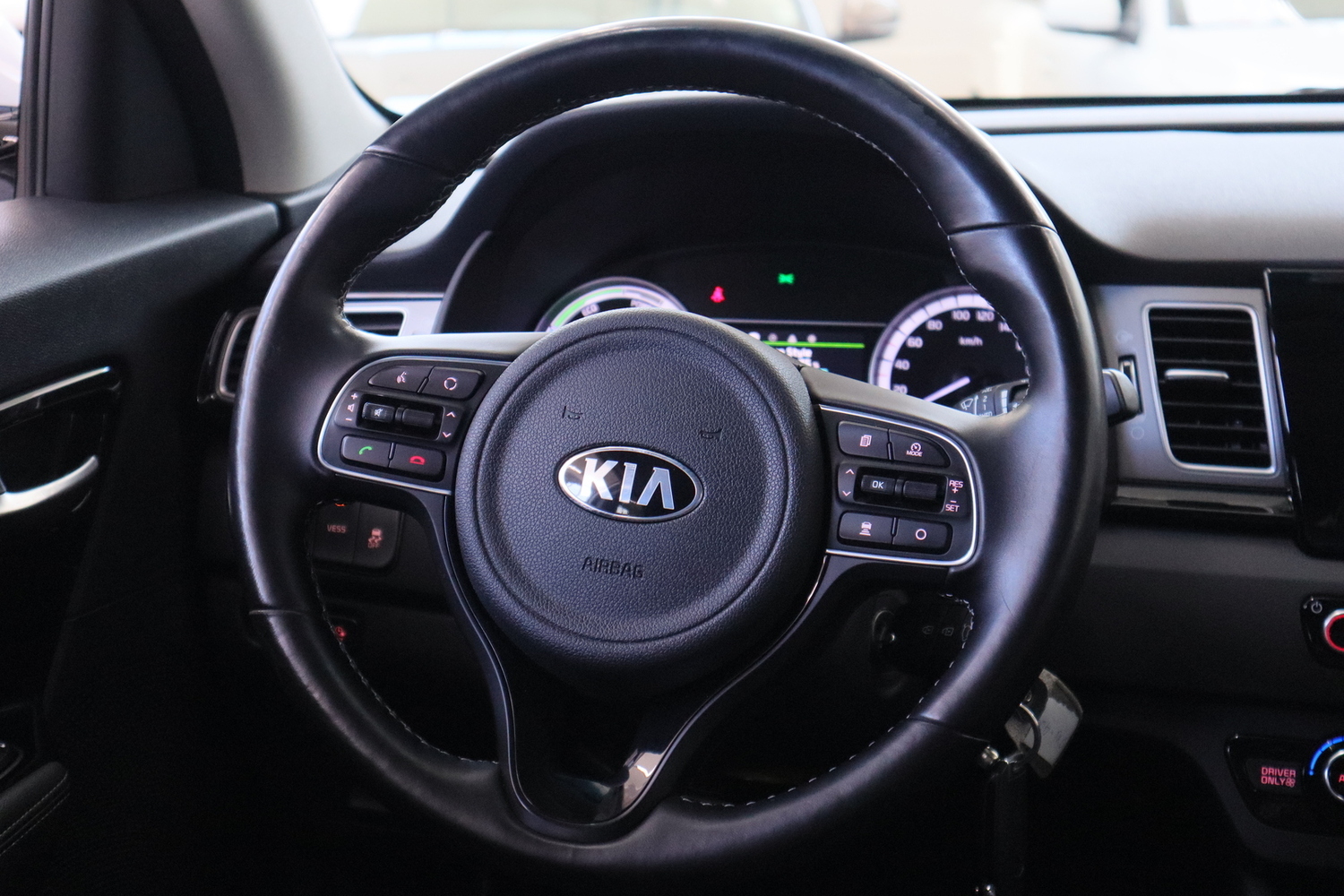 Kia Niro vaihtoauto