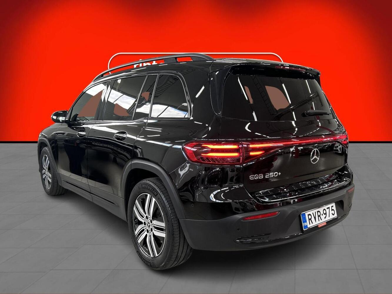 Mercedes-Benz EQB vaihtoauto