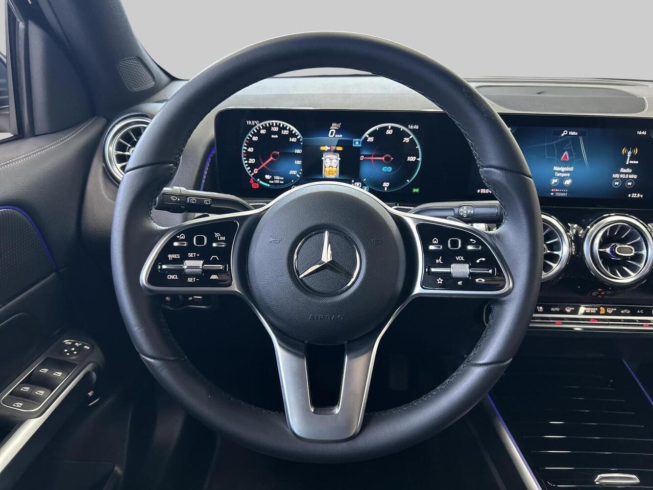 Mercedes-Benz EQB vaihtoauto