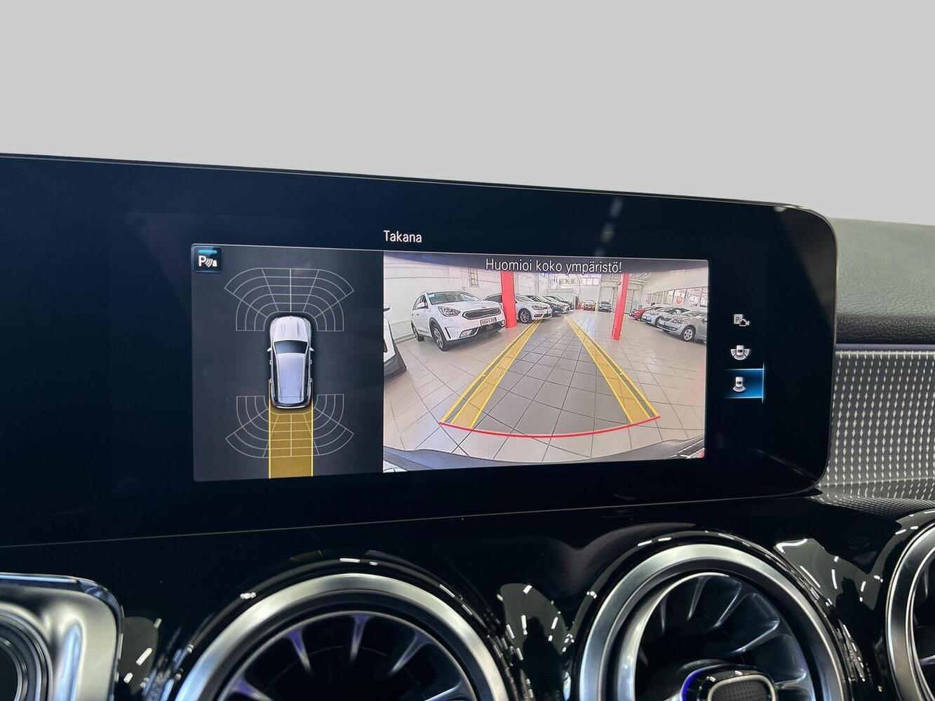 Mercedes-Benz EQB vaihtoauto