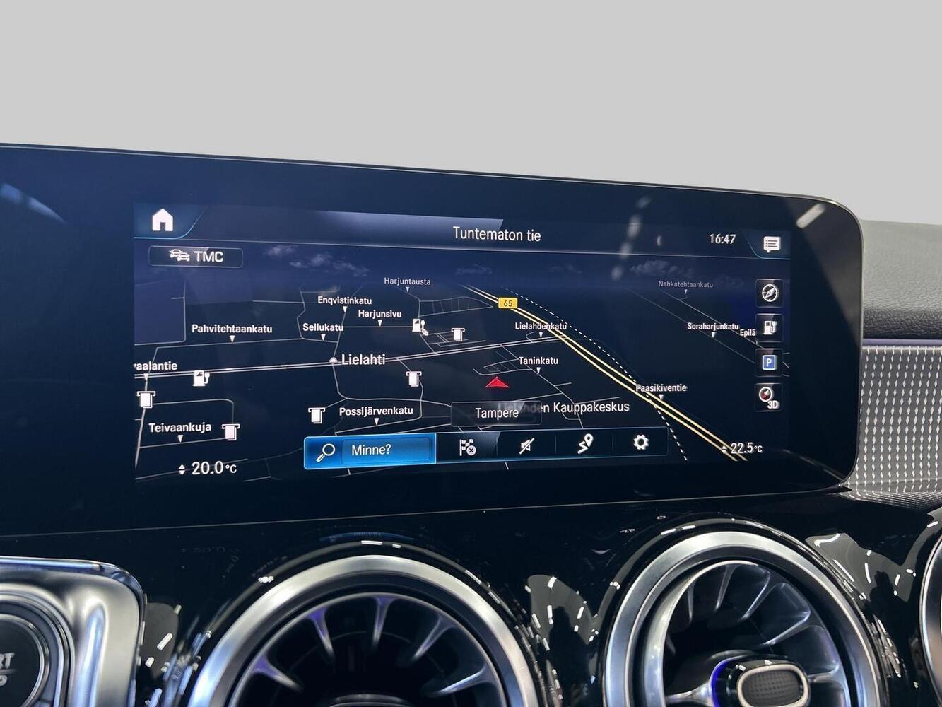 Mercedes-Benz EQB vaihtoauto