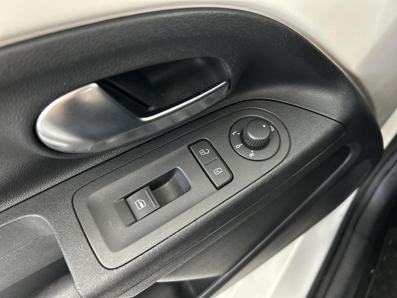 Volkswagen up! vaihtoauto