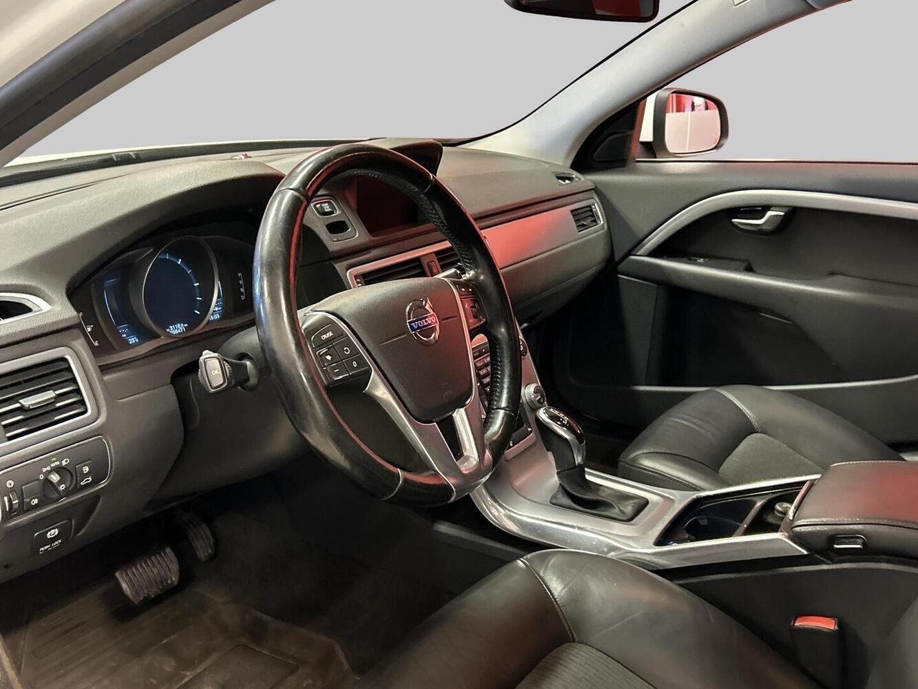 Volvo V70 vaihtoauto