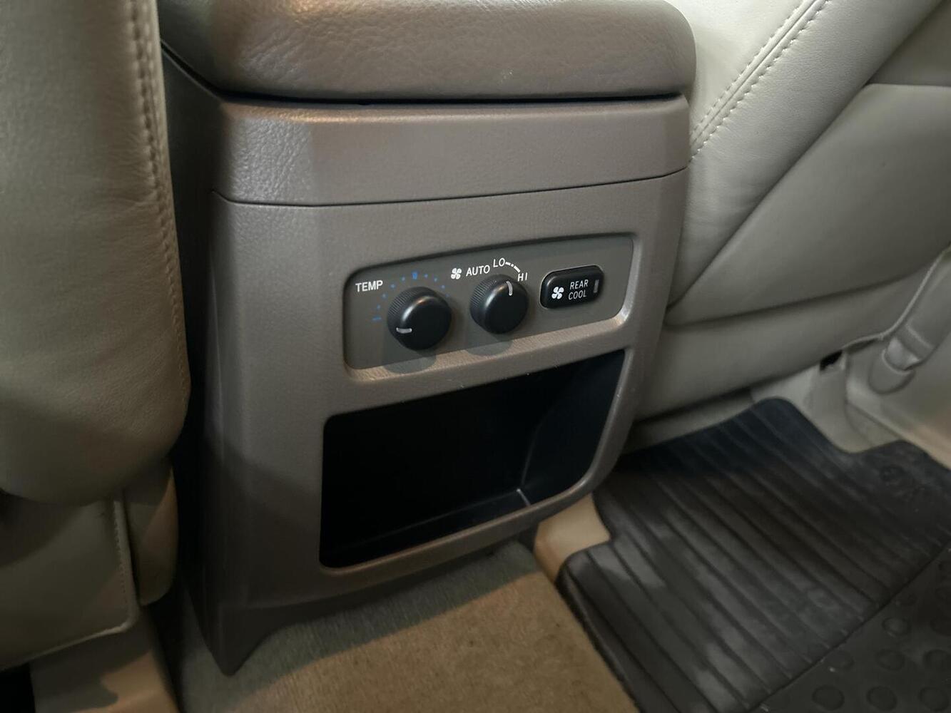 Toyota Land Cruiser vaihtoauto