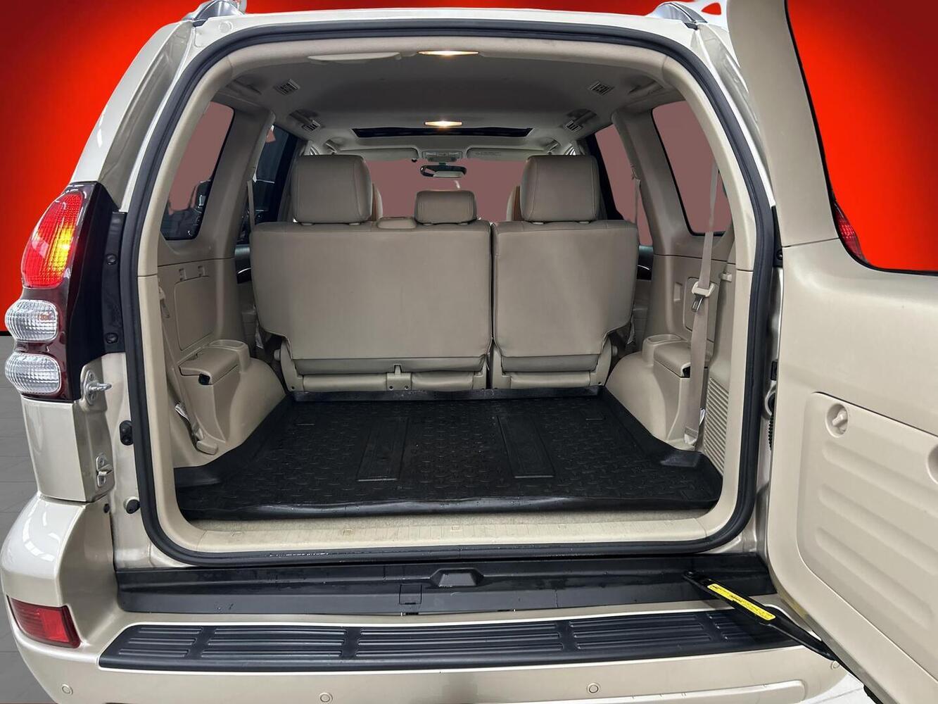 Toyota Land Cruiser vaihtoauto