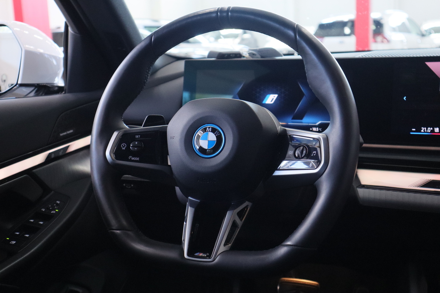 BMW i5 vaihtoauto