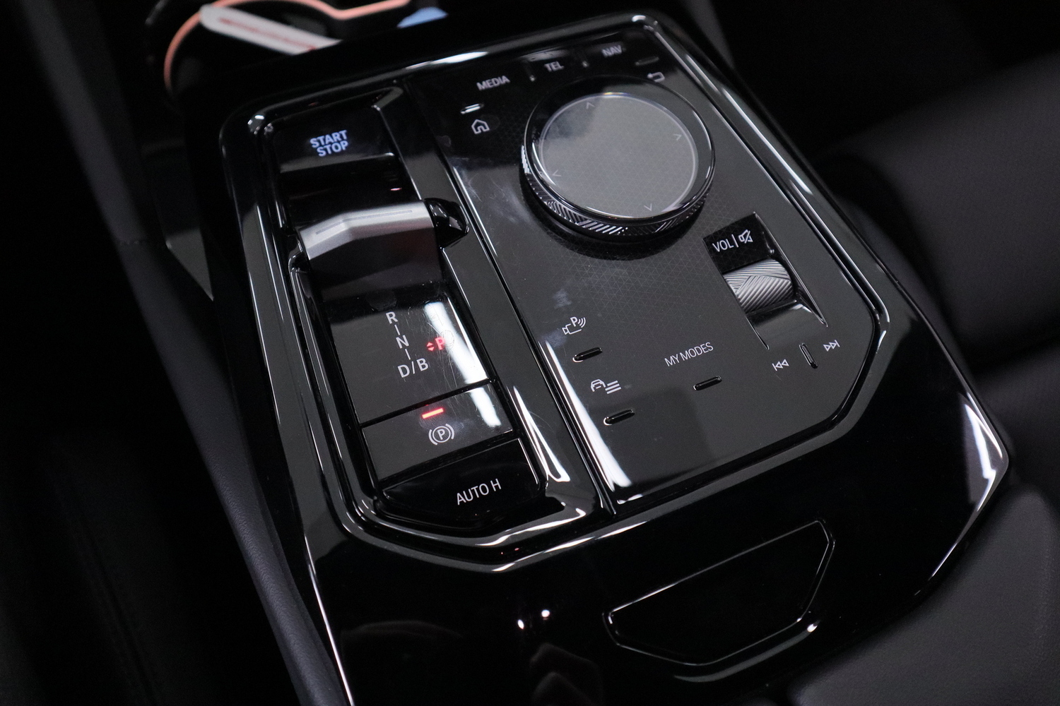 BMW i5 vaihtoauto