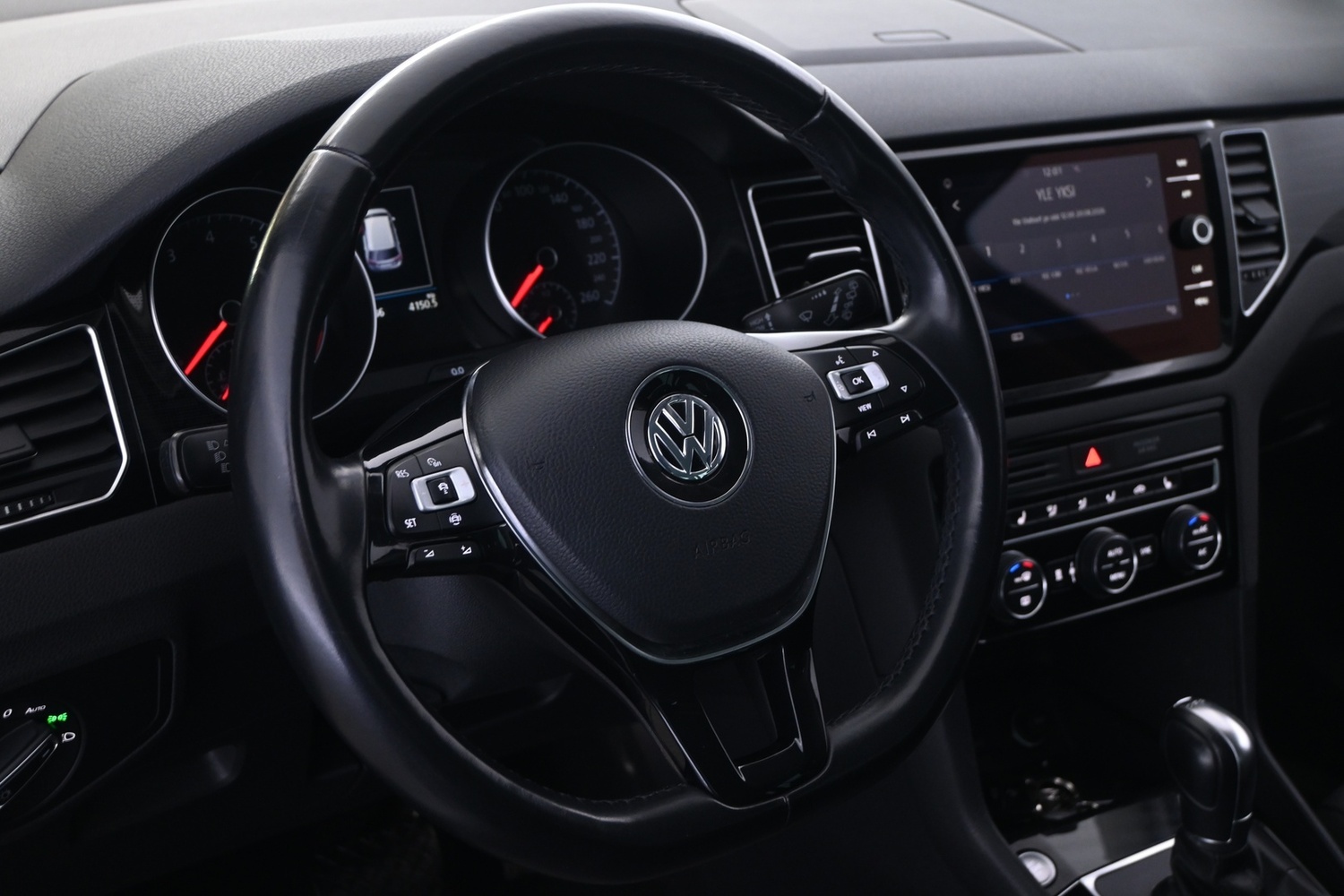 Volkswagen Golf Sportsvan vaihtoauto