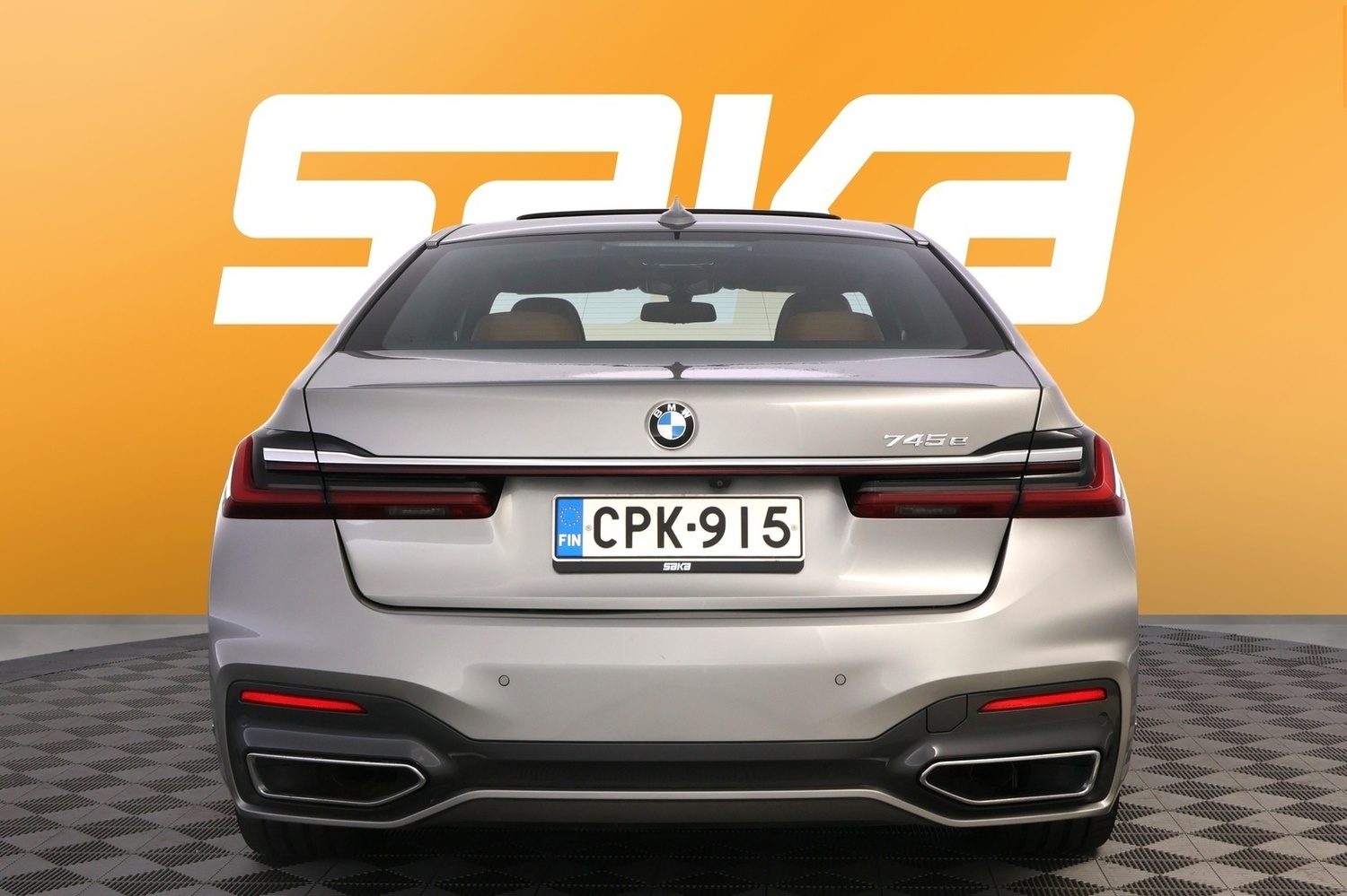 BMW 745 vaihtoauto