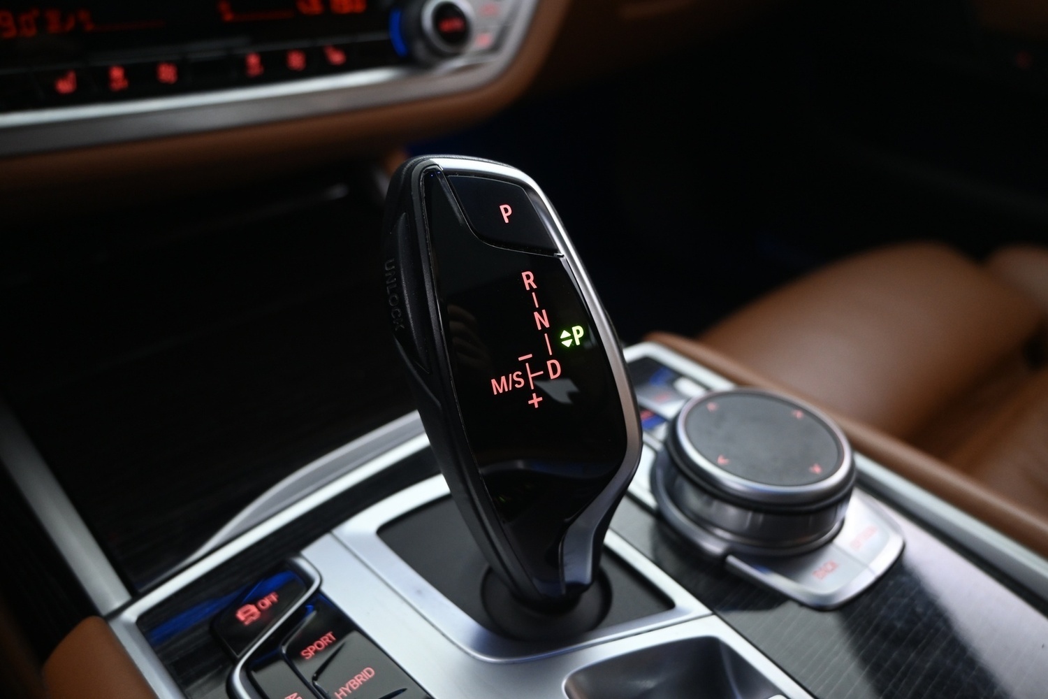 BMW 745 vaihtoauto