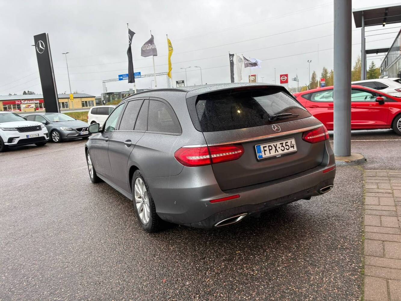Mercedes-Benz E vaihtoauto