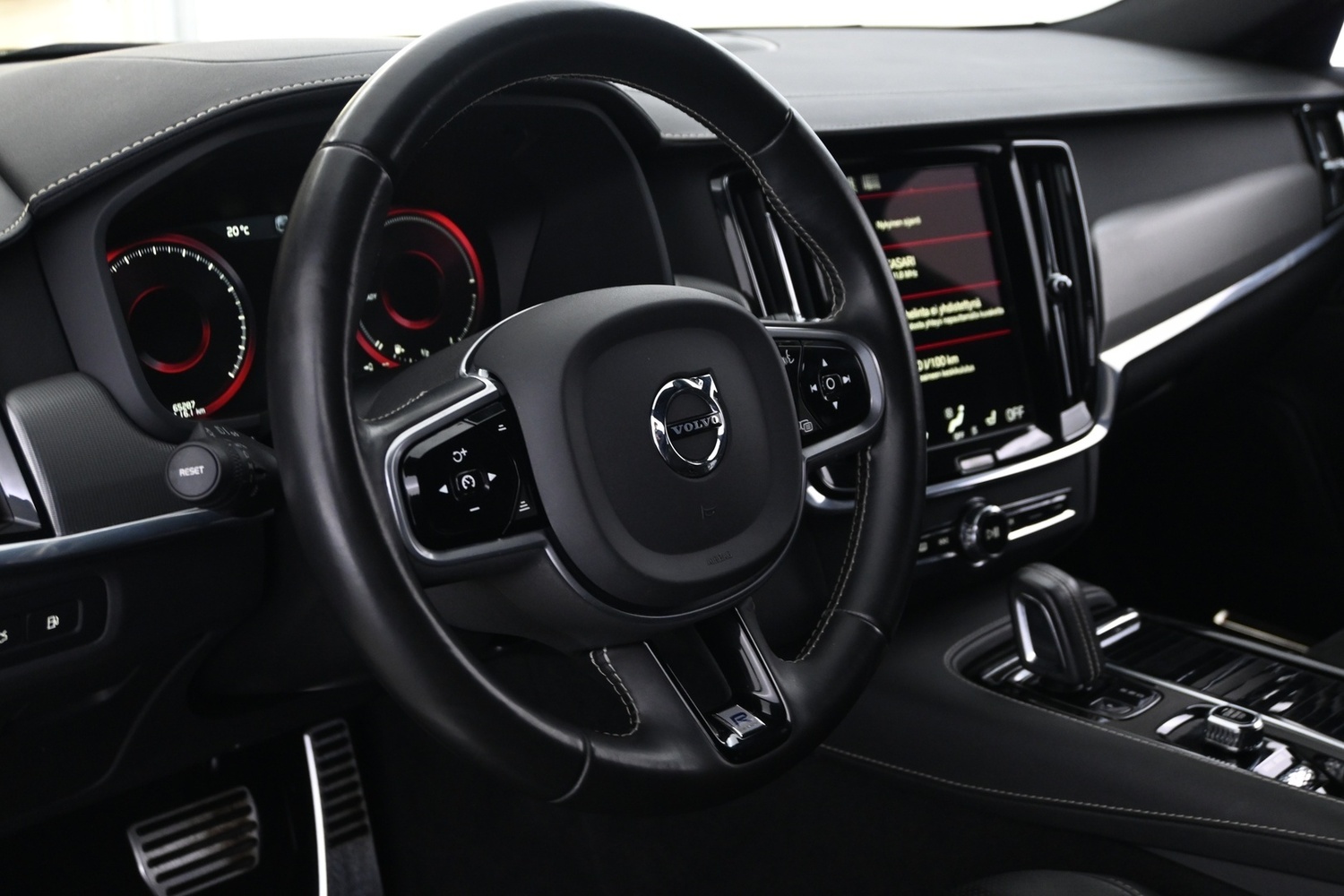Volvo V90 vaihtoauto