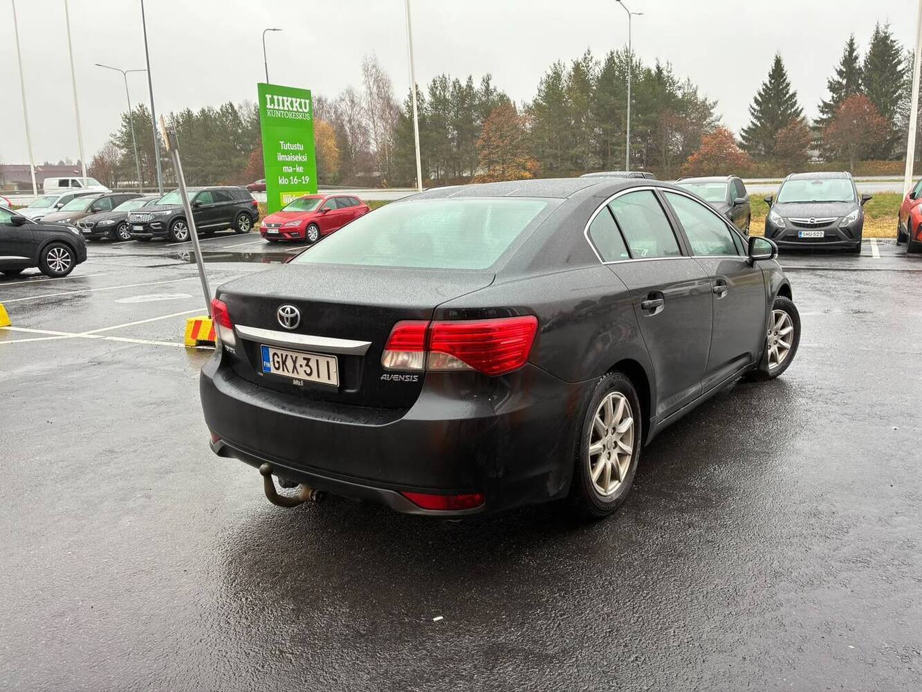 Toyota Avensis vaihtoauto